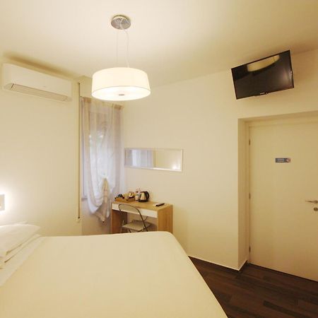 Barbj'S Rooms Специя Экстерьер фото