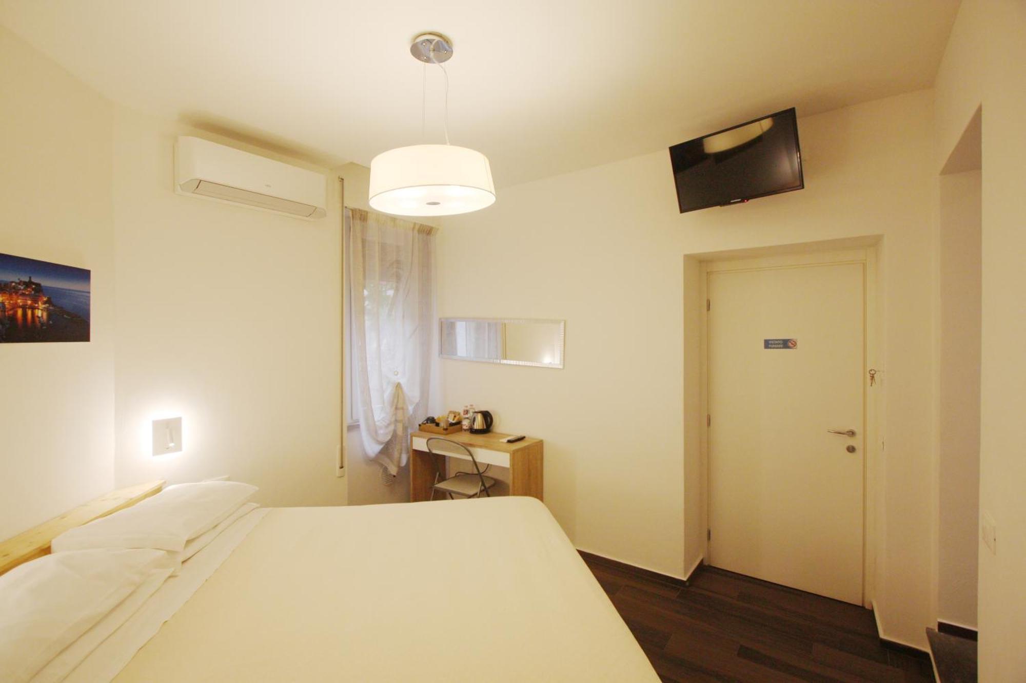 Barbj'S Rooms Специя Экстерьер фото